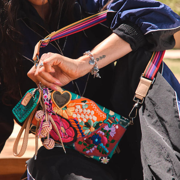 Consuela Crossbody Uptown, Dezi