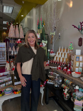 Italian Knit Cozy Warm Poncho with Loop LOOWIE