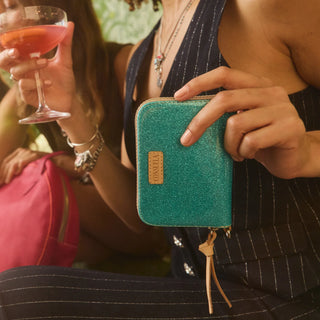 Consuela Zippy Wallet, Lumi