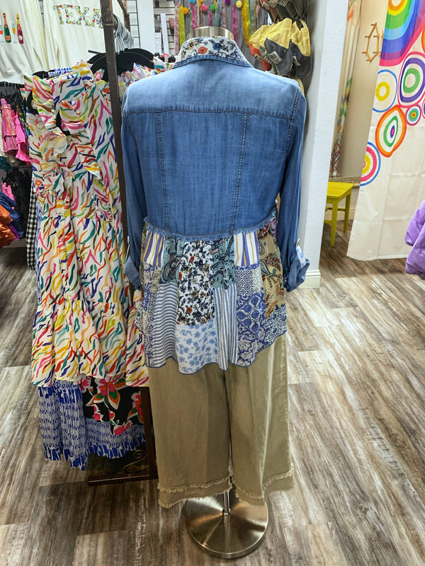 John Mark Pearl Snap Floral Mix Print Blouse